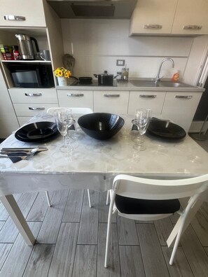 Mikrowelle, Ofen, Herdplatte