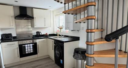 Charming Middlewich House - Sleeps 4