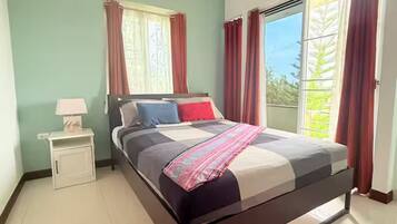 4 bedrooms, in-room safe, desk, soundproofing