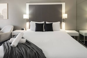 واي فاي وملاءات أسرّة