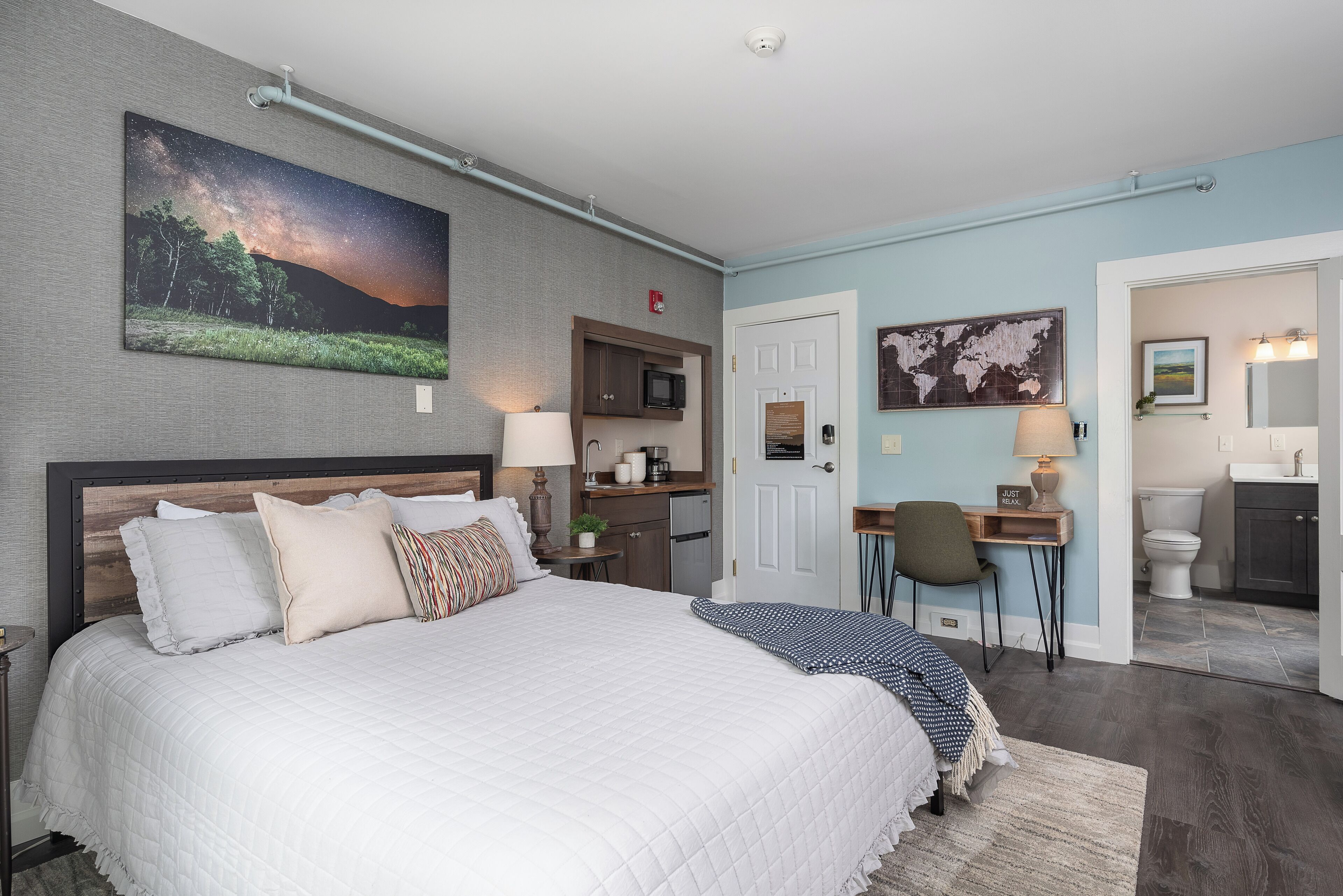 1 bedroom, free WiFi, bed sheets