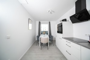 Apartment, 2 Bedrooms, Kitchen | Private kitchen | Fridge, oven, stovetop, dishwasher