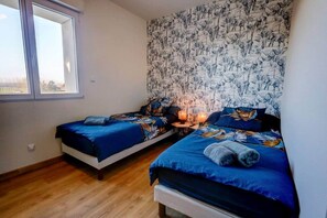 1 bedroom, iron/ironing board, WiFi, bed sheets