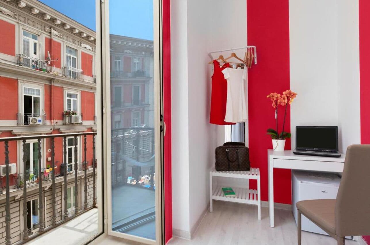 Habitación doble, vistas a la ciudad | Escritorio, espacio para trabajar con un portátil, wifi gratis