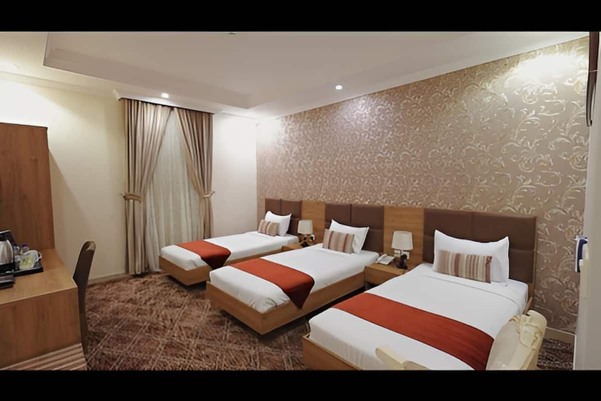 Classic Triple Room