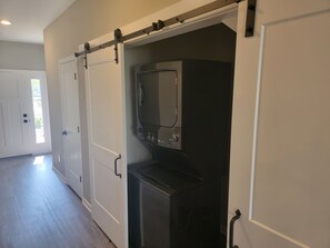 Interior - Meadows At Keefer Creek 114 (Fort Wayne)