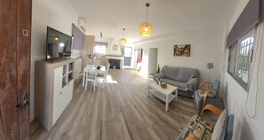 Télévision, cheminée