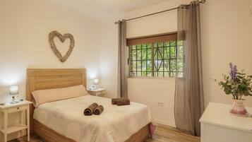 3 chambres, Wi-Fi, literie fournie