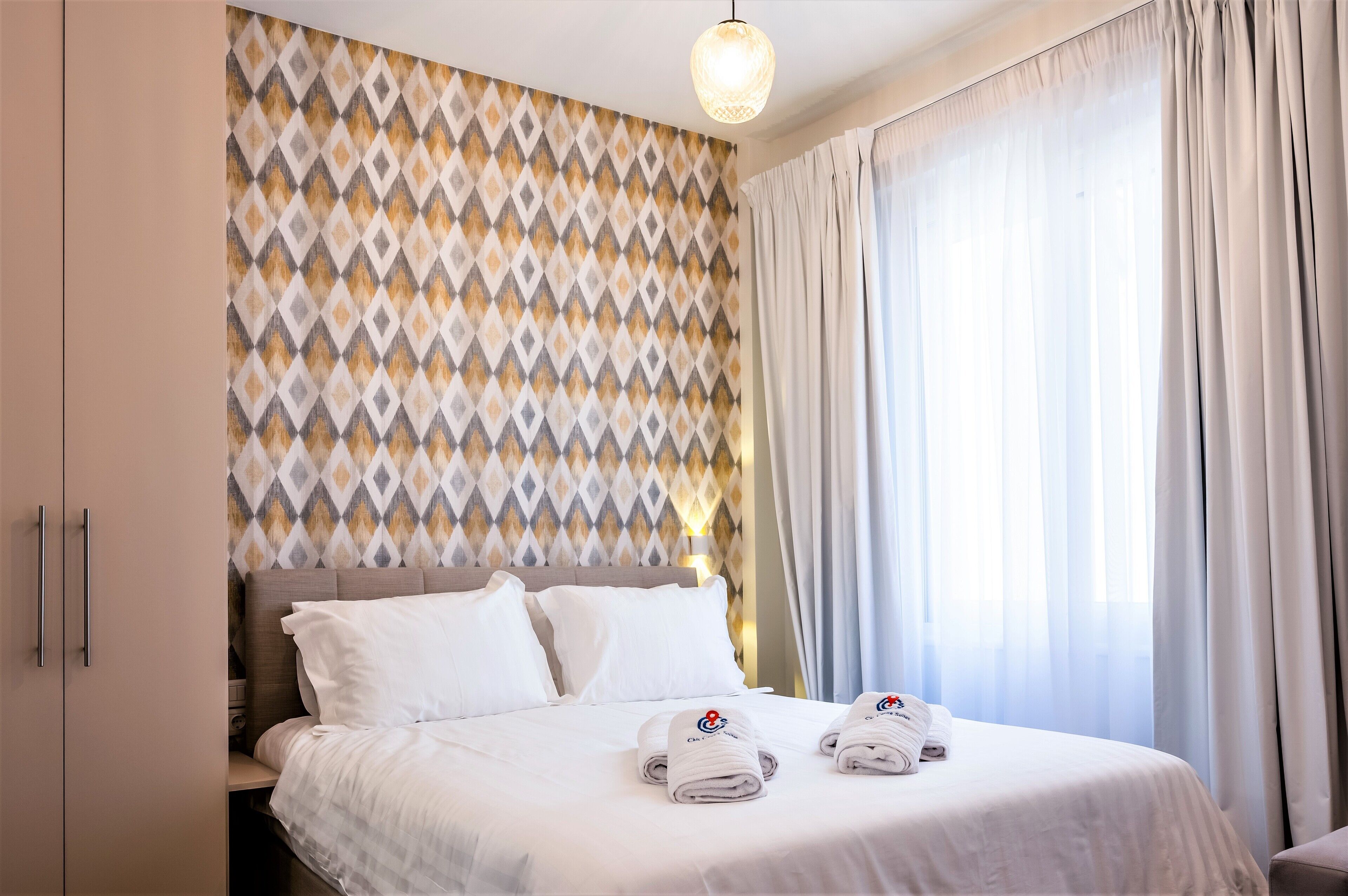 Suite without Balcony - Sunshine | Egyptian cotton sheets, premium bedding, in-room safe, laptop workspace