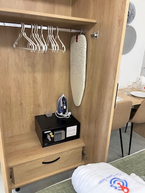 Suite with Balcony - Suite 6 | Caja fuerte