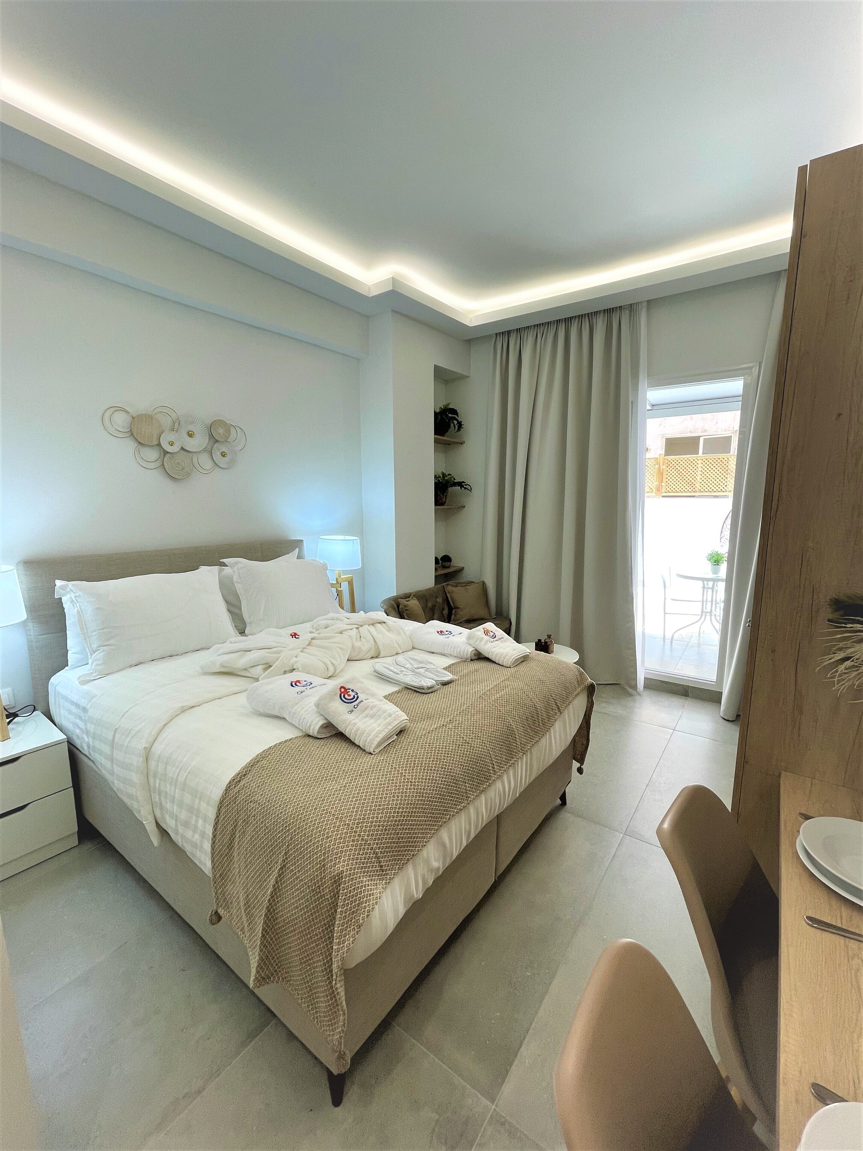 Suite with Terrace - Ammos | Egyptian cotton sheets, premium bedding, in-room safe, laptop workspace