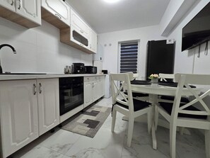 Microwave, oven, stovetop