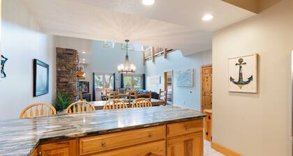 Escape to Crosslake| Indoor Pool & Hot Tub |#839