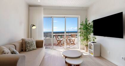 Mira Mar Apartment with Sea View and Wi-Fi