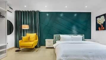 Economy-lejlighed - balkon - byudsigt | Skrivebord, arbejdsområde til bærbare computere, mørklægningsgardiner