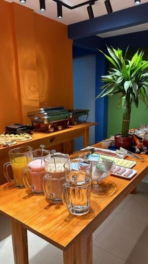 Gratis morgenmadsbuffet hver dag