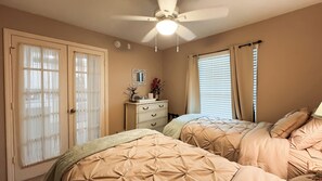 2 bedrooms, iron/ironing board, free WiFi, bed sheets