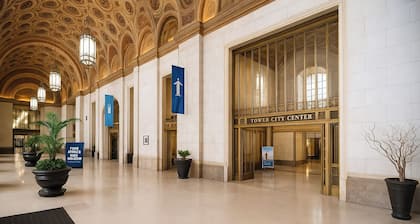 Dwntwn Suite R&R, Casino, Stadiums, Airport