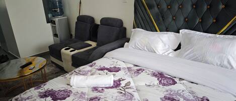1 chambre, Wi-Fi gratuit, draps fournis