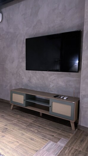 Luxury Apartment | Free WiFi