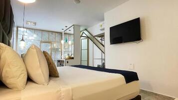 Deluxe Suite | Free WiFi