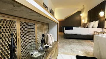 Deluxe Suite | Free WiFi