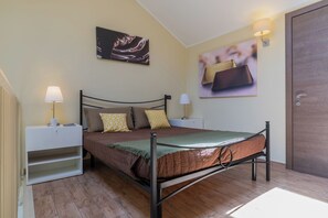 クラシック アパートメント 2 ベッドルーム | デスク、アイロン / アイロン台、ベビーベッド、WiFi (無料)