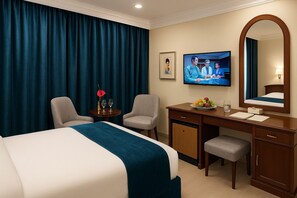 In-room safe, blackout curtains, soundproofing