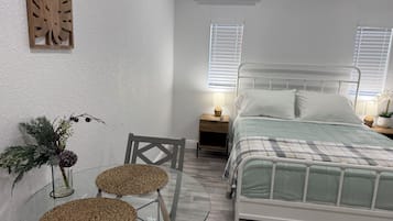 1 camera, ferro/asse da stiro, Wi-Fi gratuito, lenzuola