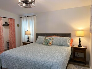 2 bedrooms, iron/ironing board, free WiFi, bed sheets