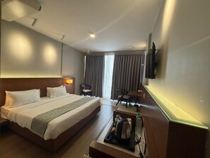 Deluxe Room, City View