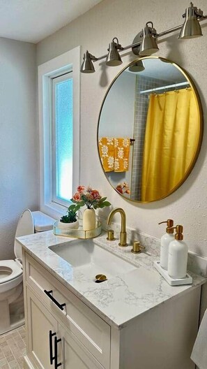 風筒、提供毛巾、番梘、洗頭水