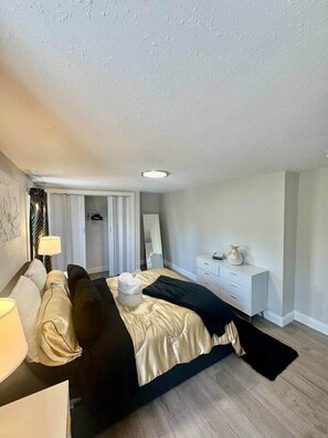 3 間睡房、書桌、熨斗/熨衫板、免費 Wi-Fi