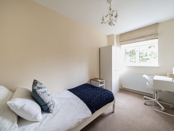 3 habitaciones, wifi gratis y ropa de cama