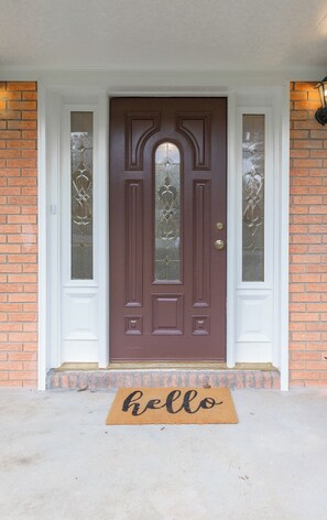 Exterior detail - Beautiful Getaway! 16+ppl and close to Chattanooga! (Ringgold)