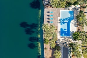 A heated pool - Luxury Beach House Steps to Beach (Destin)