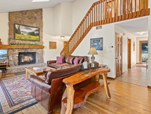 TV, fireplace, DVD player