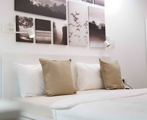 1 bedroom, WiFi, bed sheets - Studio 7 in the Rose apartment building in Prutz - your home away from home (Prutz)