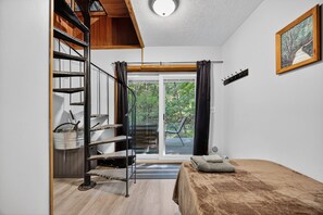 3 bedrooms, iron/ironing board, travel cot, WiFi