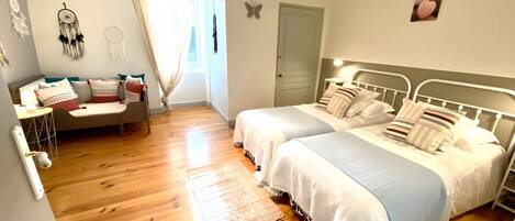 3 Schlafzimmer, Bügeleisen/Bügelbrett, Bettwäsche