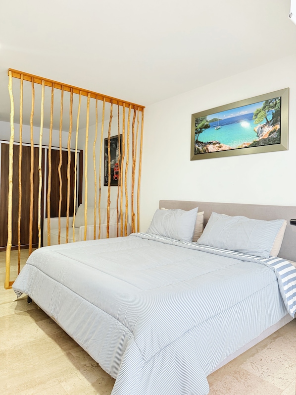 1 bedroom, iron/ironing board, WiFi, bed sheets