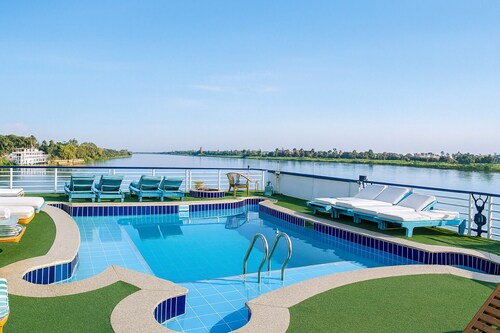 Nile Cruise Harmony every Monday from Aswan 3 nights and every Thursday from Luxor 4 nights