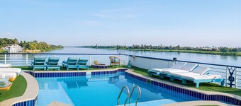 Nile Cruise Harmony every Monday from Aswan 3 nights and every Thursday from Luxor 4 nights