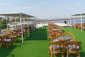 Sundeck