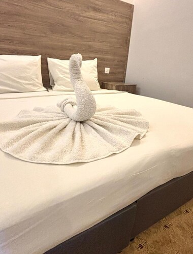 Alabraj Hafawa Hotel Company