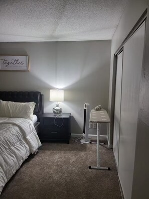 1 camera, ferro/asse da stiro, accesso a Internet