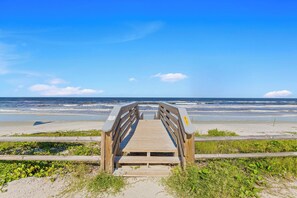 Beach nearby - 🏖️Steps to Beach | Perfect for Large Groups | Flip Flop Living North🏖️ (New Smyrna Beach)