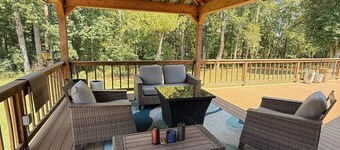 Charming 2-bedroom, 2 bath home near hunting and outdoor adventure.