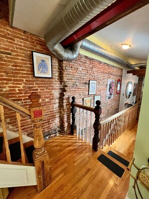 Apartment - Wyatt s Saloon Guest House 2 (Baltimore)