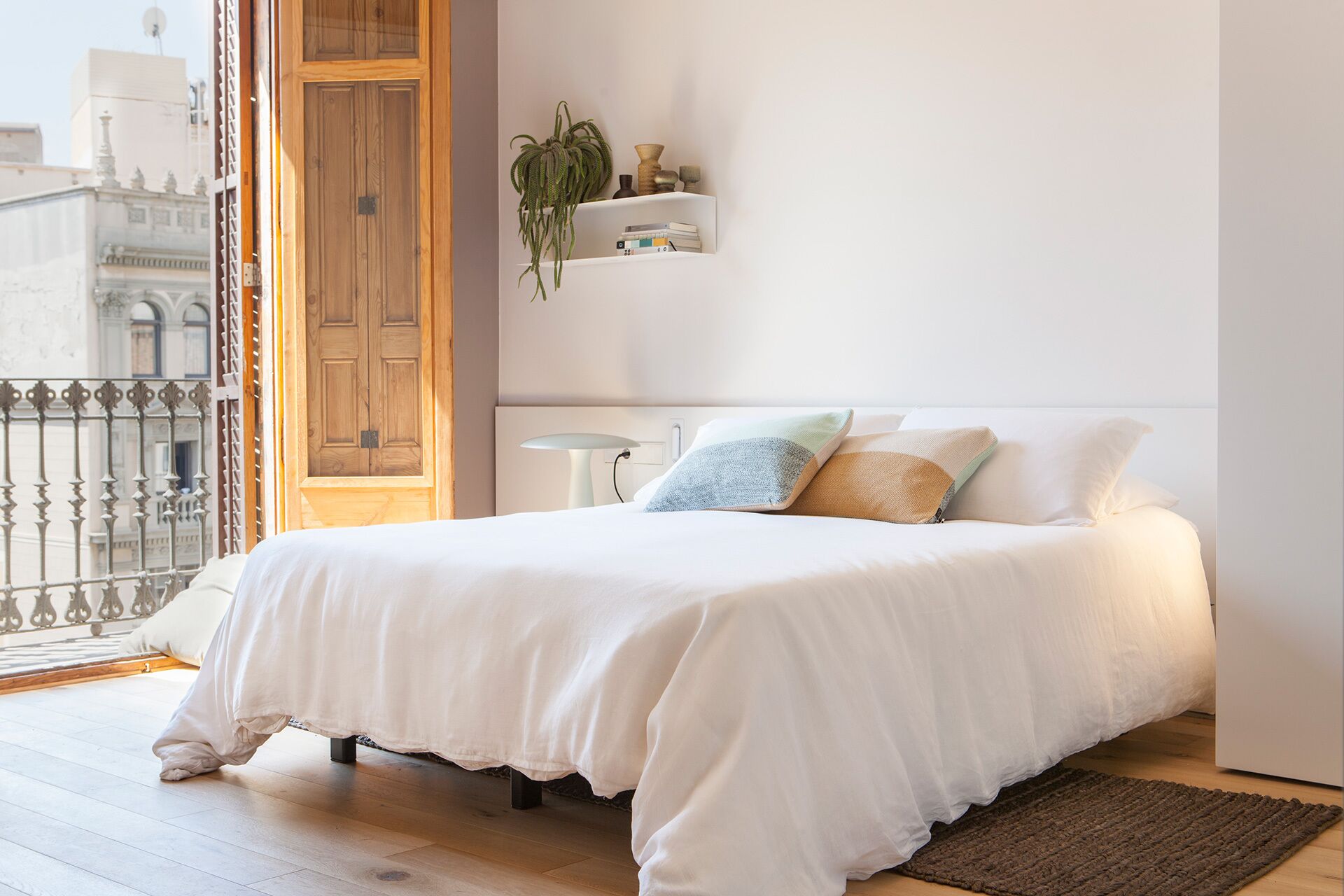 2 室のベッドルーム、アイロン / アイロン台、WiFi、ベッドシーツ